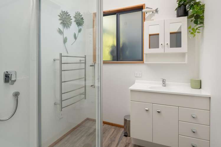 3 Lawrence Road Kenepuru Sound_18