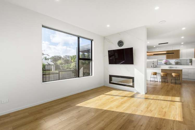 1D Lemon Grove Lane Greenhithe_5