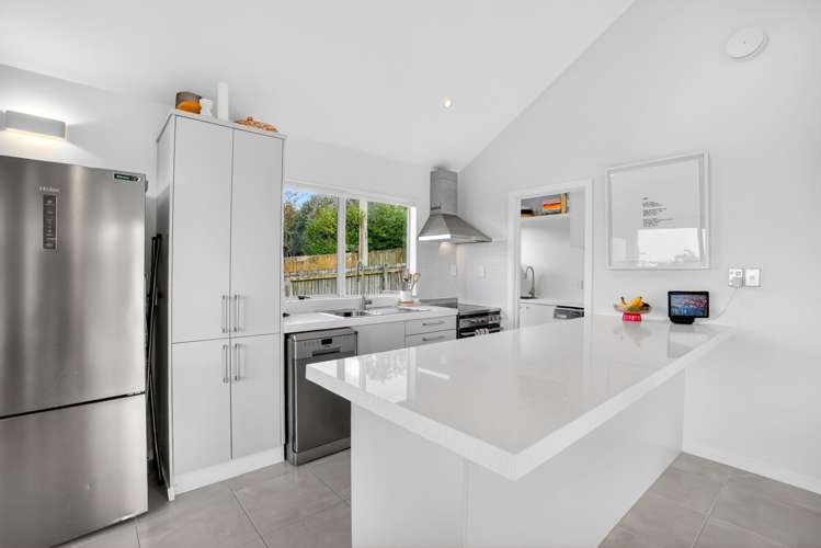 2/47 Birkdale Road Birkdale_5