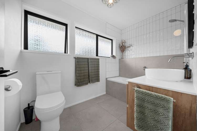 2/15 Berwyn Avenue Takanini_10