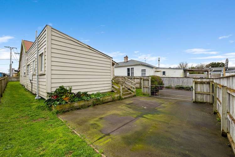 44 Collins Street Hawera_20