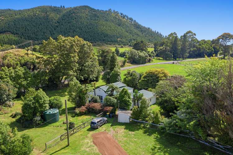 1335 Manawahe Road Manawahe_15