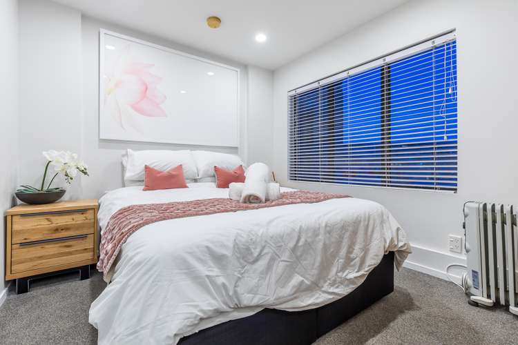 11h/23 Emily Place Auckland Central_12