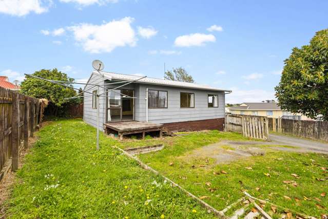 1/53 Maplesden Drive Clendon Park_1