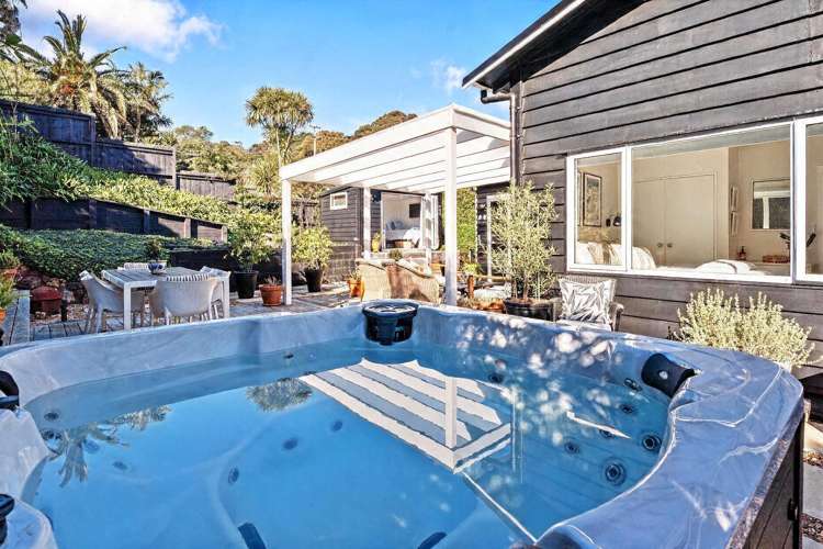 3 Waiata Road Onetangi_14