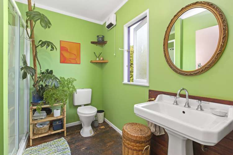 23 Lorenzen Bay Road Raglan_9