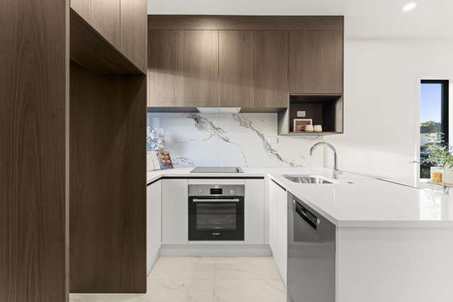 2/10 Johns Creek Crescent Silverdale_1