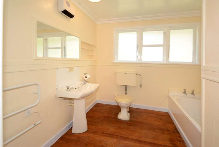 28 Thomson Street Lookout Point_9