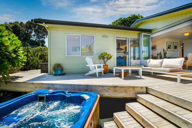 6 Edwin Mitchelson Road Muriwai_4