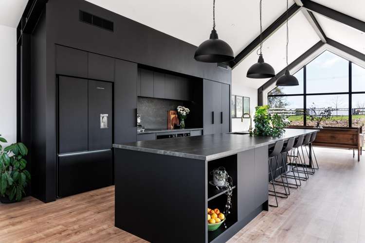 3072 Cambridge Road Cambridge_4