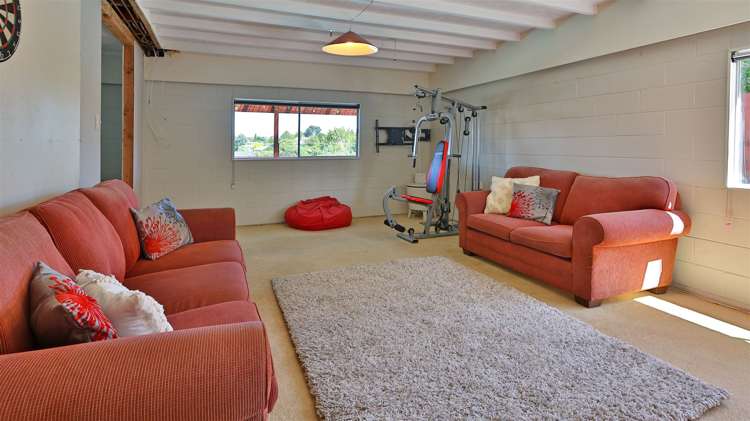 13 Taitua Drive Te Atatu South_17