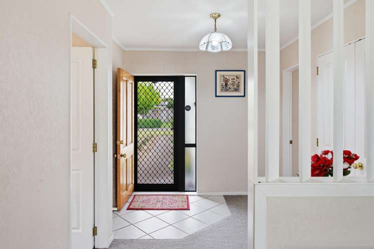 9 Ashmore Place Fairy Springs_3