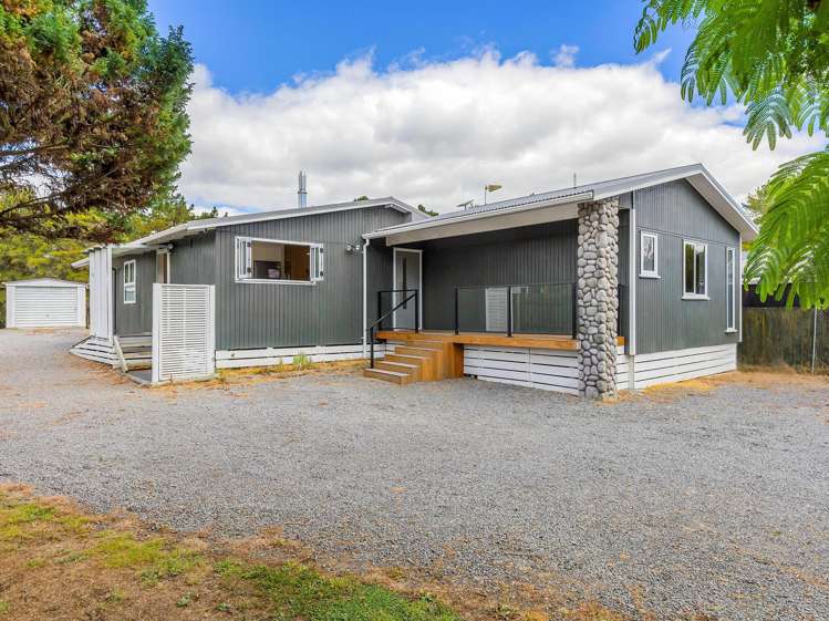 955 River Road Queenwood_1