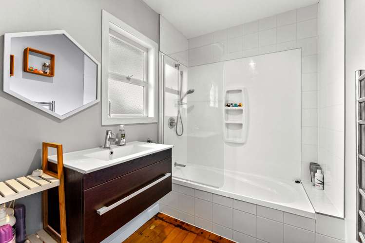 14 Rosecamp Road Beach Haven_21