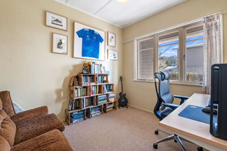 102a Clayton Road Mangakakahi_10