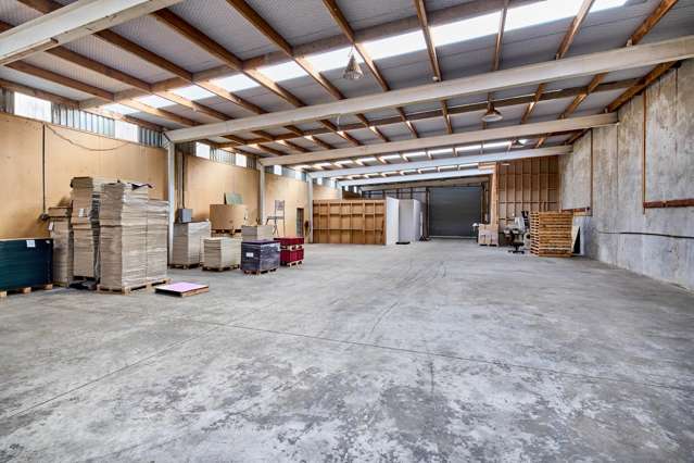 33 Montgomery Crescent Clouston Park_3