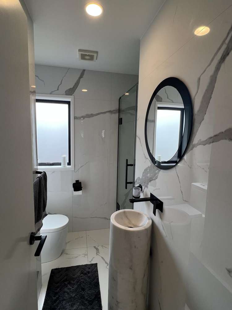 1 Wyon Way Flat Bush_8