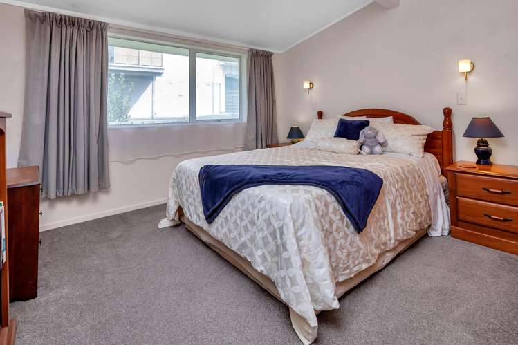 5B Robin Hood Place Onerahi_14