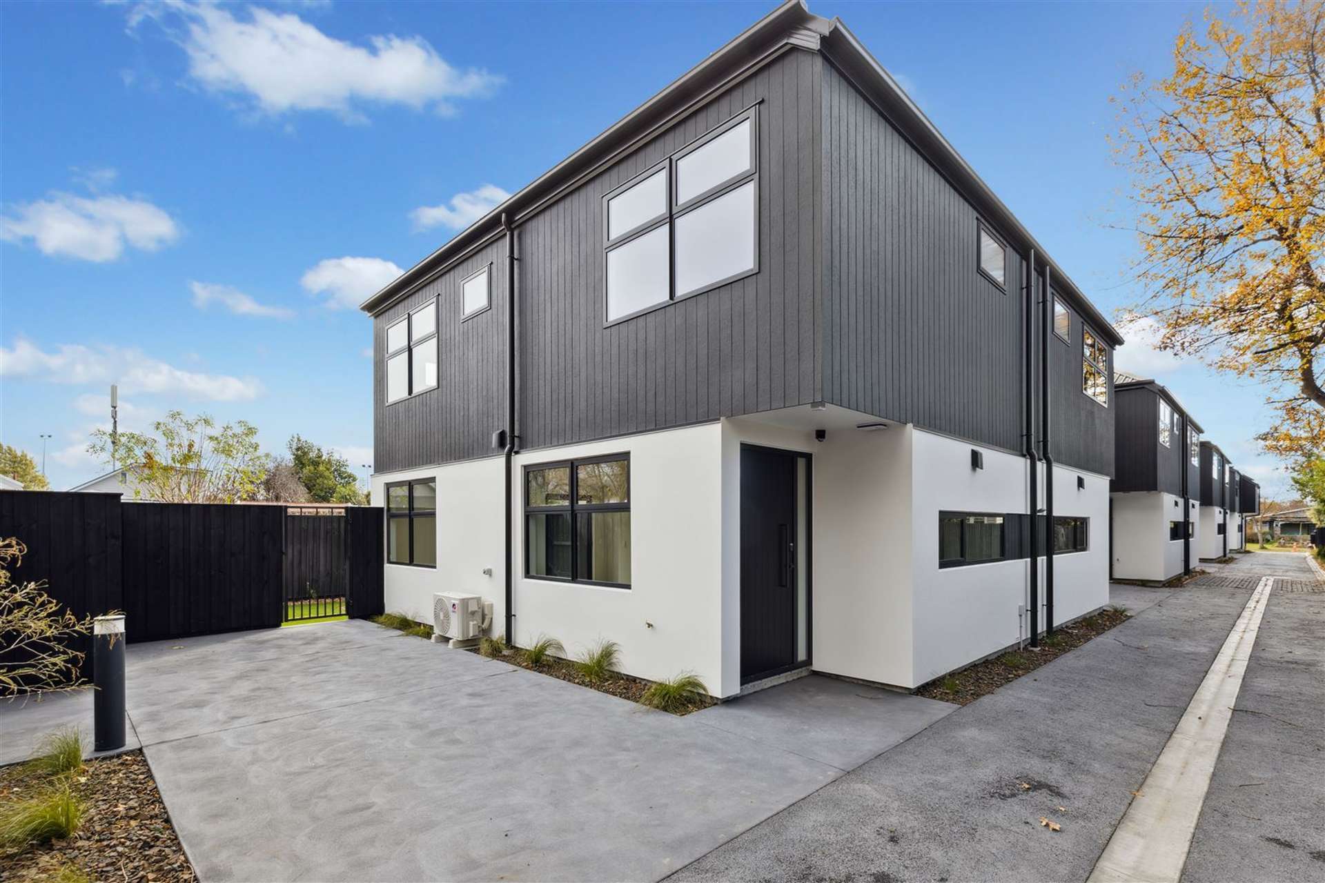 8/12 Tabart Street Woolston_0