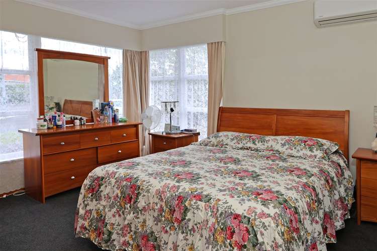 4247 Great North Road Glendene_15