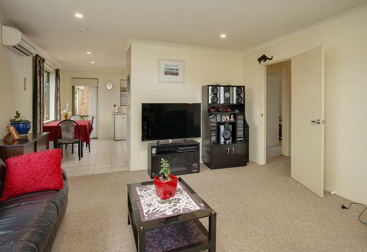 21 Woodstock Place Stoke_2