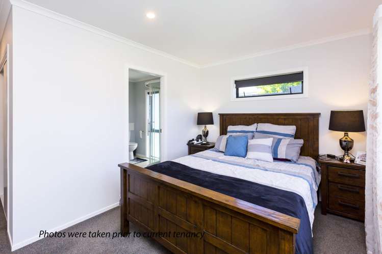 5 Poulson Grove Trentham_11