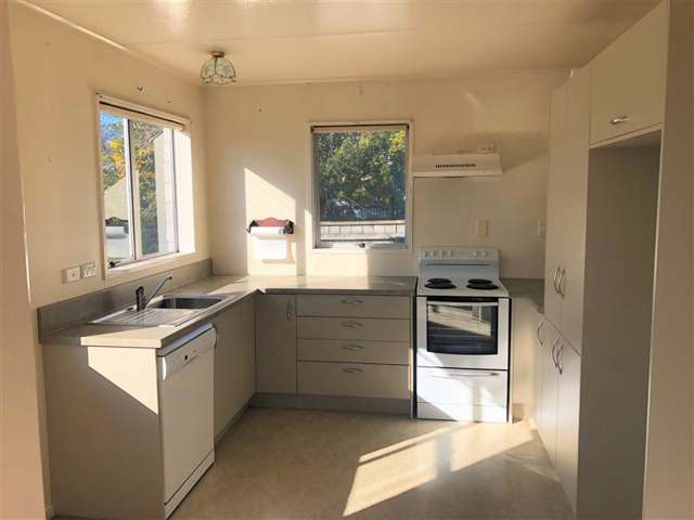 1/16 Cobham Crescent 10816_3