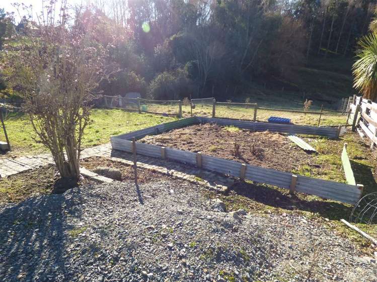 27 Wilson Road Balclutha_13