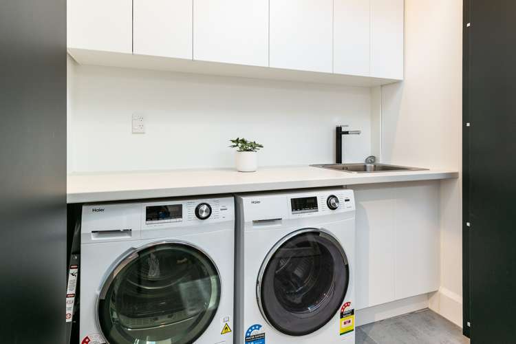 10 Oriental Terrace Mount Victoria_11