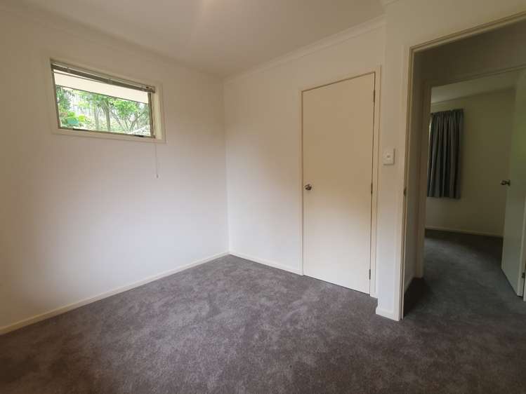 145 Roberta Crescent Orewa_8