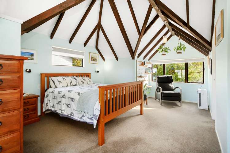 6 Duval Grove Tawa_11