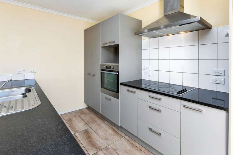 13 Hoihere Drive (Pvt) One Tree Point_7