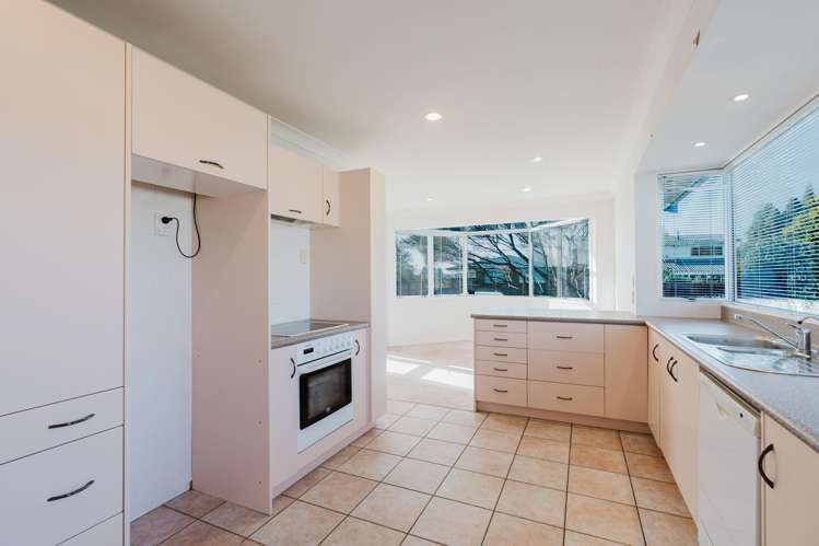 14 Fiona Place Dinsdale_7