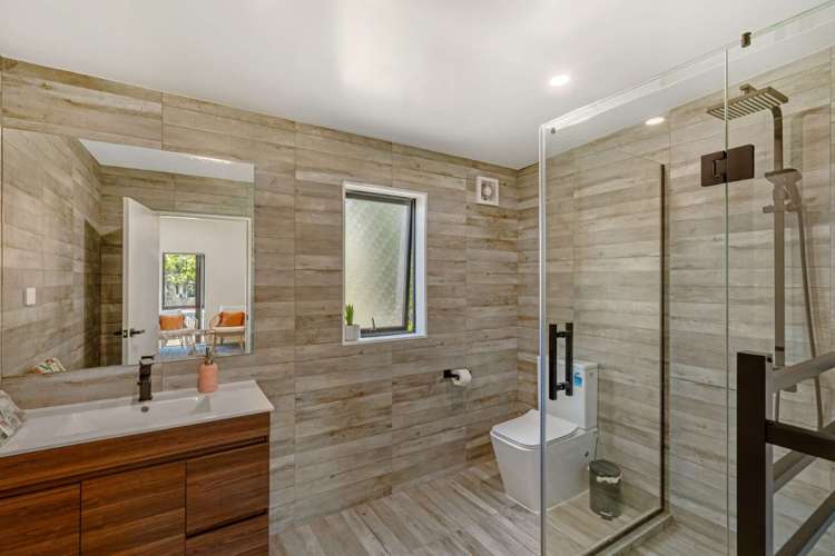 20B Olive Crescent Papatoetoe_11