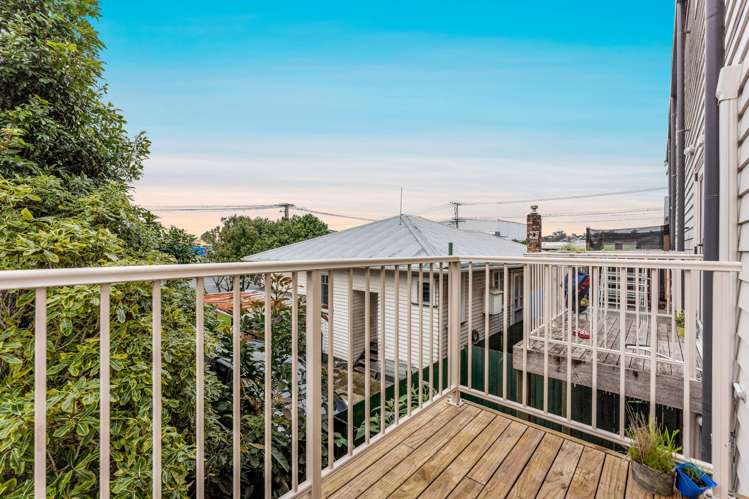 6/49 Henderson Valley Road Henderson_10