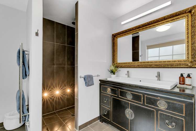 13 Brewster Avenue Morningside_23