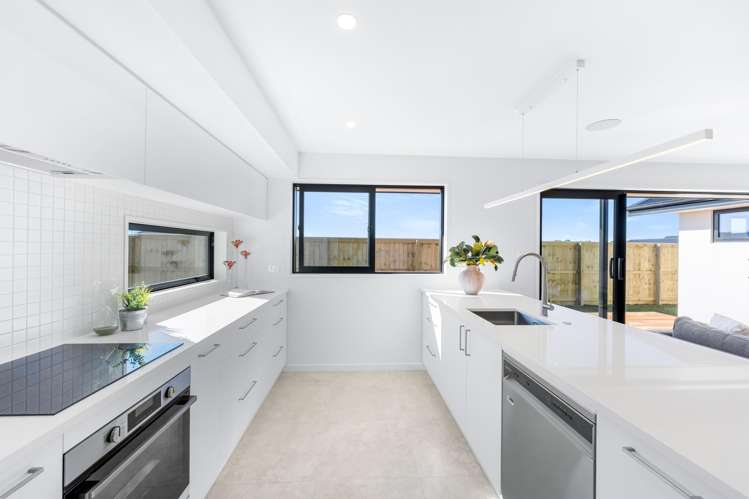 50 Falcons View Drive_2