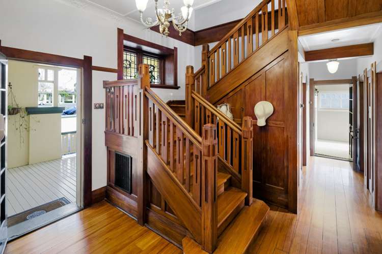 5 Te Aroha Street Hamilton East_6