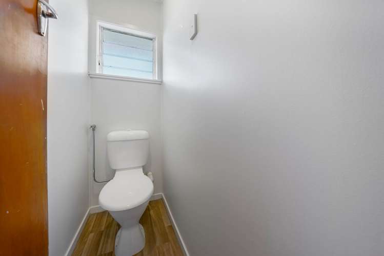 1&2/29 Eban Avenue Hillcrest_14