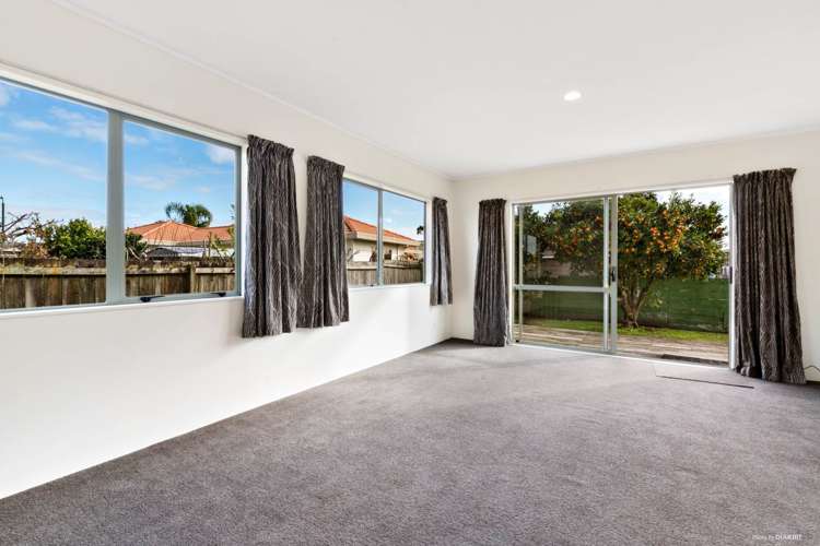 20 Hatton Road Orewa_13