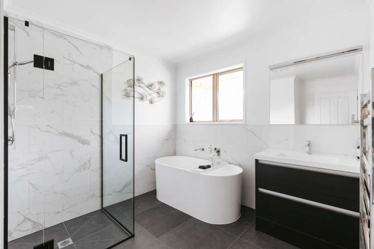 1317 Manawahe Road Manawahe_15