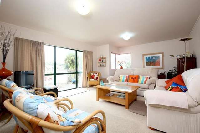 23 Brookvale Park Stanmore Bay_1