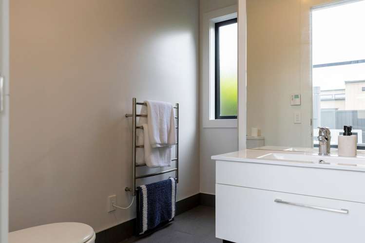 8 Kurapoto Lane Rainbow Point_28