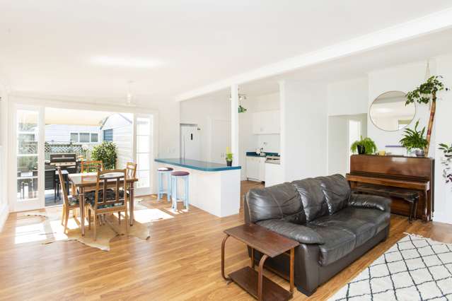 37 Lytton Road Riverdale_4