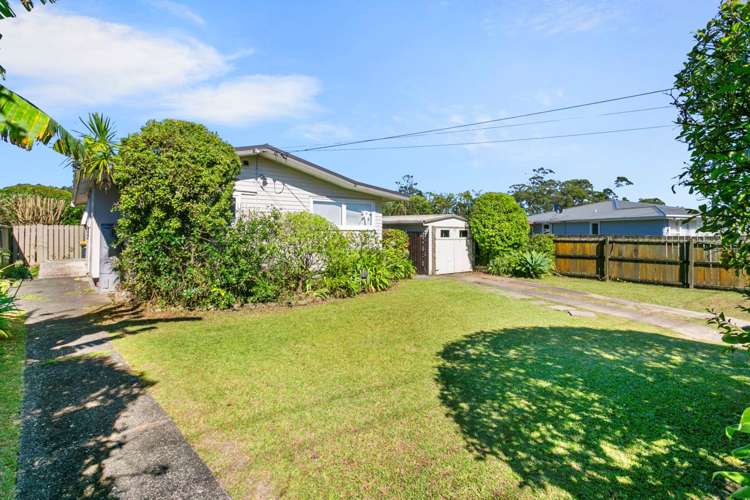 107 Vodanovich Road Te Atatu South_5