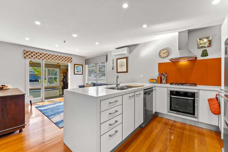 14 Rosecamp Road Beach Haven_4