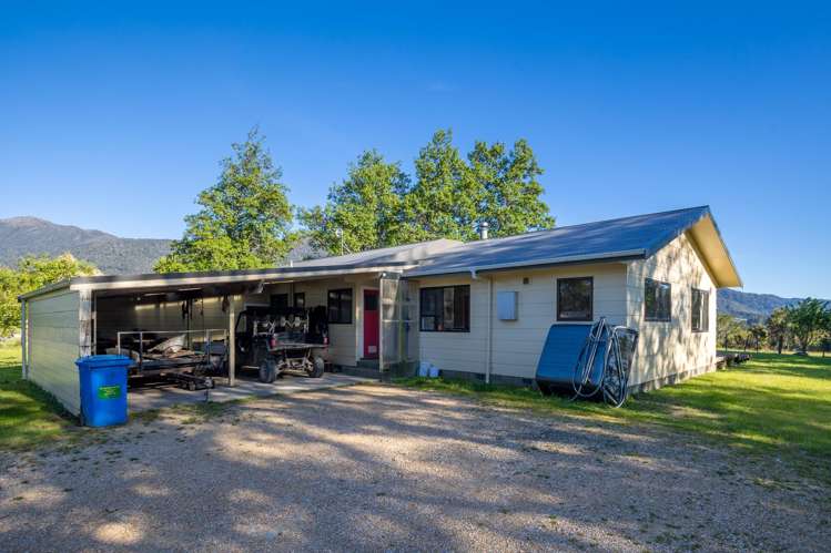 49 Quartz Range Road Bainham_17