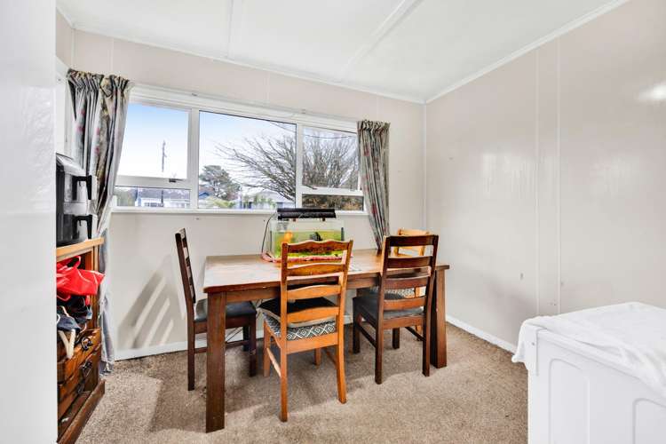 70 Pembroke Road West Stratford_7