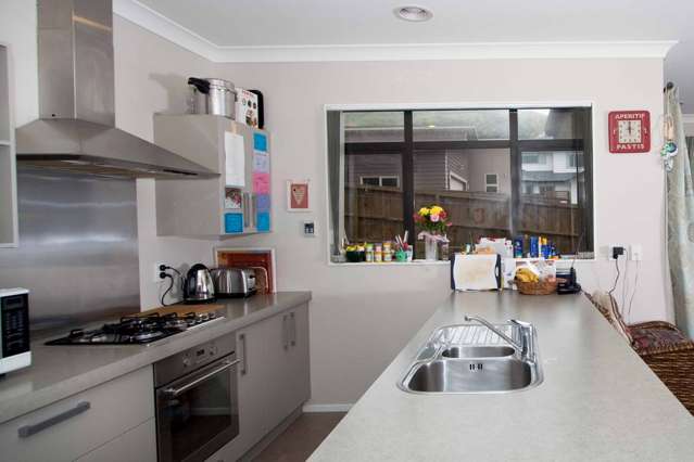 13 Yarnbrook Grove Churton Park_2