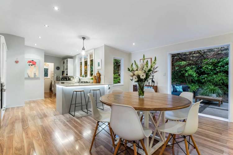 16 Walbrook Road Manly_1